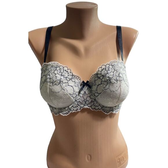 Victoria's Secret Dream Angels Multi-Way Strapless Lace Bra 32DD White Black - Picture 6 of 8